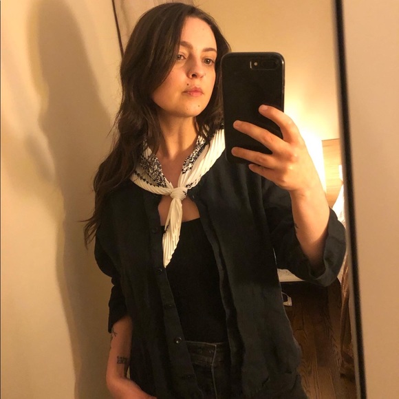 Meet your Posher, Brittany - Picture 4 of 4